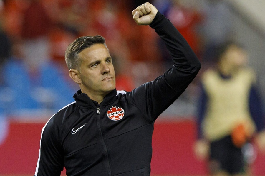 Indonesia mơ World Cup với John Herdman